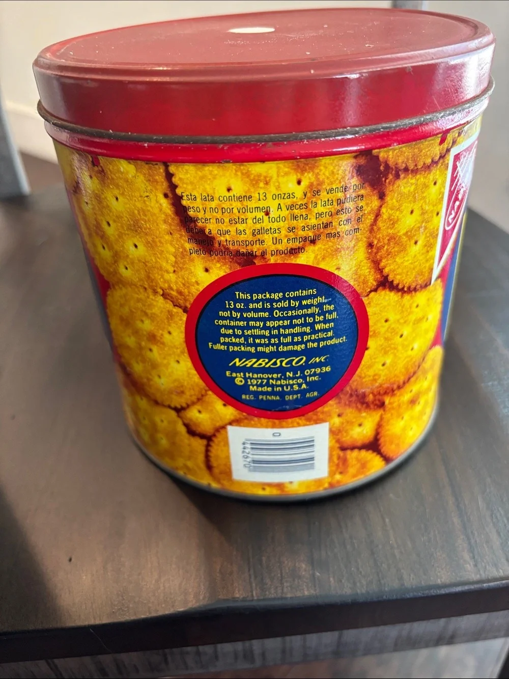 Vintage 1977 Nabisco Ritz Crackers Tin 13 oz with lid